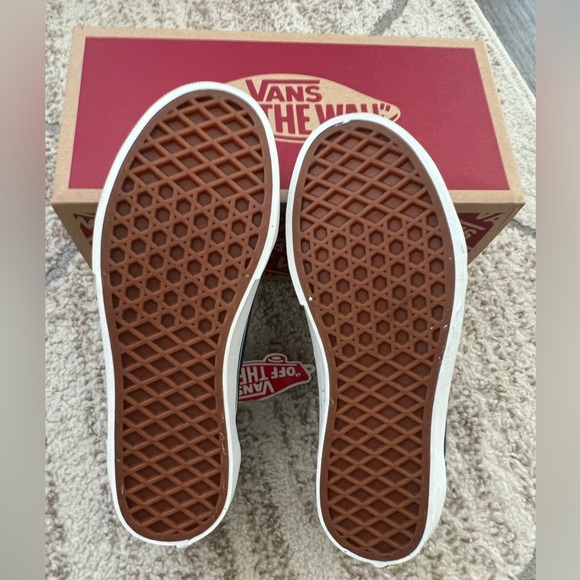 Vans Old Skool V - Picture 2 of 3